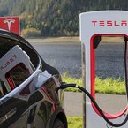 Schwache Reichweite von E-Autos | ADAC Anwalt für Schadensersatz