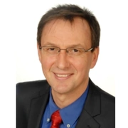 Profil-Bild Rechtsanwalt Oskar Helmerich