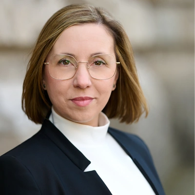 Rechtsanwältin  Cátia Sofia Dileone das Neves Sequeira 