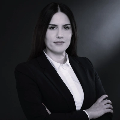 Rechtsanwältin  Laura Novakovski Ouerghemi 