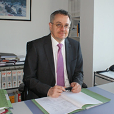 Rechtsanwalt und Notar Lothar Wiegand 