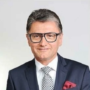 Rechtsanwalt Prof. Dr. Ernst L. Schwarz 