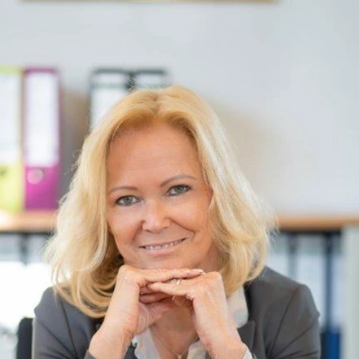 Rechtsanwältin Dipl.-Finanzwirtin (FH) Bettina Knüppel 
