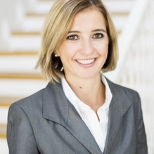 Rechtsanwältin  Natalie von Deringer 