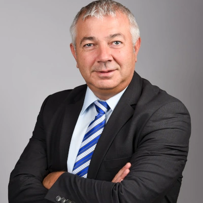 Rechtsanwalt Dr. Servet Pinarak 