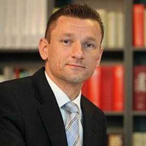 Rechtsanwalt  Hinrich Schütt 