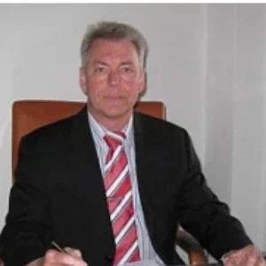 Rechtsanwalt  Uwe Treptau 