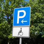 Muss ein Parkplatz für Behinderte auch behindertengerecht sein?