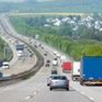 Autobahn: Beim Fahrspurwechsel Blinker nicht vergessen