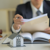 BGH stärkt Verbraucherrechte von Immobilien-Käufern / Gebühren für Reservierung unzulässige Benachteiligung