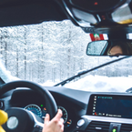 Autofahren im Winter – so kommen Sie auch in der kalten Jahreszeit sicher ans Ziel