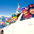 In den Skiurlaub mit dem Auto in die Alpen – Winterreifenpflicht gilt nicht überall
