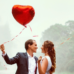 Ballons steigen lassen: Wann Sie für die Hochzeitstradition eine Erlaubnis brauchen