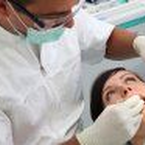Ärzte zeigen Kassenpatienten die Zähne